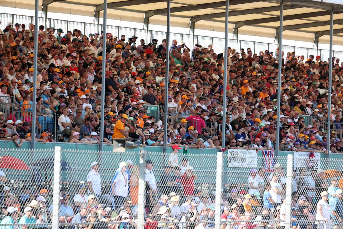 Race Fans. 18.07.2021. Formula 1 World Championship, Rd 10, British Grand Prix, Silverstone