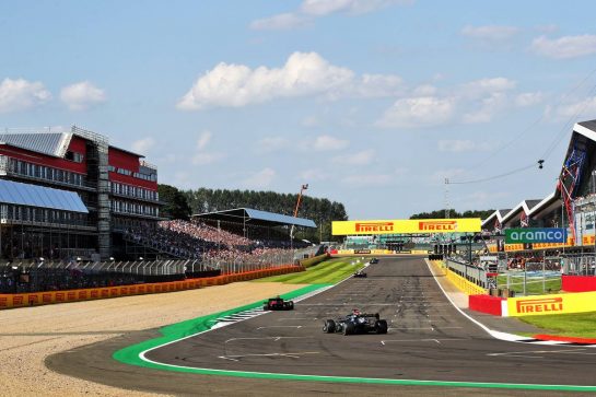 Lewis Hamilton (GBR) Mercedes AMG F1 W12.
18.07.2021. Formula 1 World Championship, Rd 10, British Grand Prix, Silverstone, England, Race Day.
- www.xpbimages.com, EMail: requests@xpbimages.com © Copyright: Davenport / XPB Images