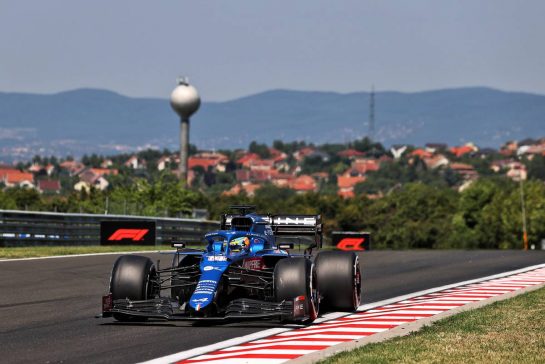 Fernando Alonso (ESP) Alpine F1 Team A521.
30.07.2021. Formula 1 World Championship, Rd 11, Hungarian Grand Prix, Budapest, Hungary, Practice Day.
- www.xpbimages.com, EMail: requests@xpbimages.com © Copyright: Moy / XPB Images