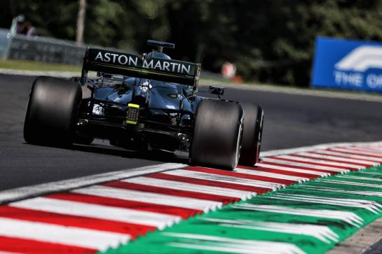 Lance Stroll (CDN) Aston Martin F1 Team AMR21.
30.07.2021. Formula 1 World Championship, Rd 11, Hungarian Grand Prix, Budapest, Hungary, Practice Day.
- www.xpbimages.com, EMail: requests@xpbimages.com © Copyright: Batchelor / XPB Images