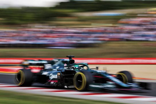 Lance Stroll (CDN) Aston Martin F1 Team AMR21.
31.07.2021. Formula 1 World Championship, Rd 11, Hungarian Grand Prix, Budapest, Hungary, Qualifying Day.
- www.xpbimages.com, EMail: requests@xpbimages.com © Copyright: Moy / XPB Images