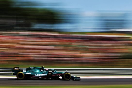 Sebastian Vettel (GER) Aston Martin F1 Team AMR21.
31.07.2021. Formula 1 World Championship, Rd 11, Hungarian Grand Prix, Budapest, Hungary, Qualifying Day.
- www.xpbimages.com, EMail: requests@xpbimages.com © Copyright: Batchelor / XPB Images