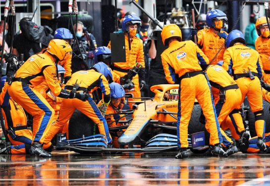 Lando Norris (GBR) McLaren MCL35M makes a pit stop.
01.08.2021. Formula 1 World Championship, Rd 11, Hungarian Grand Prix, Budapest, Hungary, Race Day.
- www.xpbimages.com, EMail: requests@xpbimages.com © Copyright: Charniaux / XPB Images