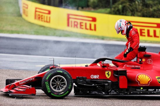 Charles Leclerc (MON) Ferrari SF-21 retired from the race.
01.08.2021. Formula 1 World Championship, Rd 11, Hungarian Grand Prix, Budapest, Hungary, Race Day.
- www.xpbimages.com, EMail: requests@xpbimages.com © Copyright: Batchelor / XPB Images