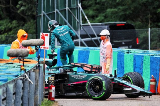 Lance Stroll (CDN) Aston Martin F1 Team AMR21 retired from the race.
01.08.2021. Formula 1 World Championship, Rd 11, Hungarian Grand Prix, Budapest, Hungary, Race Day.
- www.xpbimages.com, EMail: requests@xpbimages.com © Copyright: Batchelor / XPB Images
