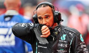 Hamilton reveals Long COVID concern after dizzy spell