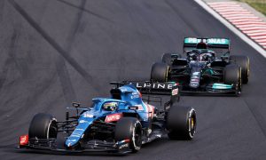 Alonso surprised not to have been passed sooner by Hamilton