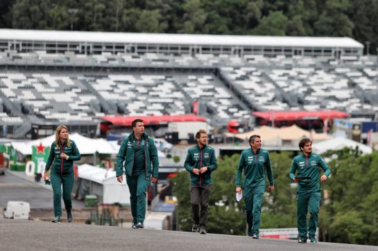 Sebastian Vettel (GER) Aston Martin F1 Team walks the circuit with the team.
26.08.2021. Formula 1 World Championship, Rd 12, Belgian Grand Prix, Spa Francorchamps, Belgium, Preparation Day.
- www.xpbimages.com, EMail: requests@xpbimages.com © Copyright: Moy / XPB Images