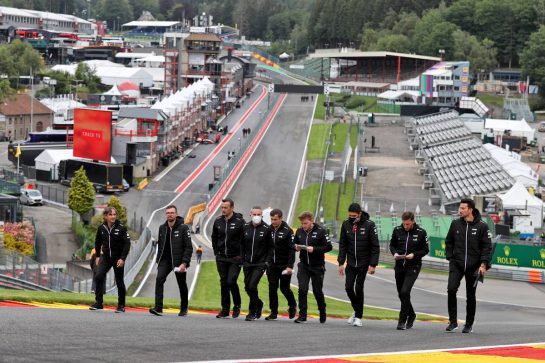 Esteban Ocon (FRA) Alpine F1 Team walks the circuit with the team.
26.08.2021. Formula 1 World Championship, Rd 12, Belgian Grand Prix, Spa Francorchamps, Belgium, Preparation Day.
- www.xpbimages.com, EMail: requests@xpbimages.com © Copyright: Moy / XPB Images