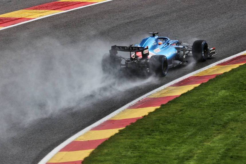 Sainz: 'Obvio' que Eau Rouge tiene un 'problema fundamental'