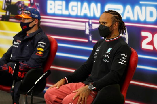 Lewis Hamilton (GBR) Mercedes AMG F1 and Max Verstappen (NLD) Red Bull Racing in the post qualifying FIA Press Conference.
28.08.2021. Formula 1 World Championship, Rd 12, Belgian Grand Prix, Spa Francorchamps, Belgium, Qualifying Day.
- www.xpbimages.com, EMail: requests@xpbimages.com © Copyright: FIA Pool Image for Editorial Use Only