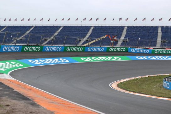 Track Atmosphere, Turn 3
02.09.2021. Formula 1 World Championship, Rd 13, Dutch Grand Prix, Zandvoort, Netherlands, Preparation Day.
- www.xpbimages.com, EMail: requests@xpbimages.com © Copyright: Charniaux / XPB Images