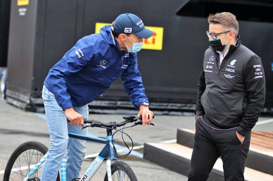 (L to R): George Russell (GBR) Williams Racing with Peter Bonnington (GBR) Mercedes AMG F1 Race Engineer.
02.09.2021. Formula 1 World Championship, Rd 13, Dutch Grand Prix, Zandvoort, Netherlands, Preparation Day.
- www.xpbimages.com, EMail: requests@xpbimages.com © Copyright: Moy / XPB Images