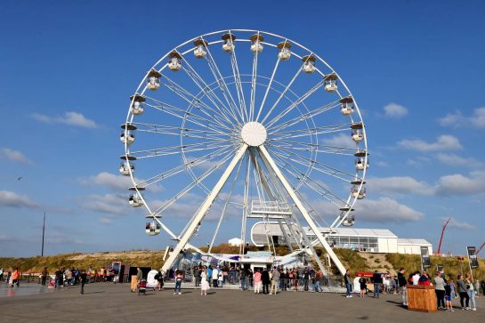 Circuit atmosphere - Ferris wheel in the FanZone.
02.09.2021. Formula 1 World Championship, Rd 13, Dutch Grand Prix, Zandvoort, Netherlands, Preparation Day.
- www.xpbimages.com, EMail: requests@xpbimages.com © Copyright: Moy / XPB Images