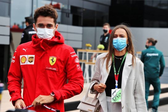Charles Leclerc (MON) Ferrari with his girlfriend Charlotte Sine (MON).
04.09.2021. Formula 1 World Championship, Rd 13, Dutch Grand Prix, Zandvoort, Netherlands, Qualifying Day.
- www.xpbimages.com, EMail: requests@xpbimages.com © Copyright: Moy / XPB Images