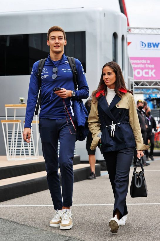 George Russell (GBR) Williams Racing with his girlfriend Carmen Montero Mundt.
04.09.2021. Formula 1 World Championship, Rd 13, Dutch Grand Prix, Zandvoort, Netherlands, Qualifying Day.
- www.xpbimages.com, EMail: requests@xpbimages.com © Copyright: Moy / XPB Images
