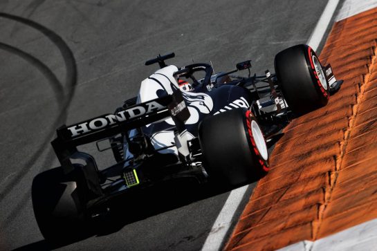 Yuki Tsunoda (JPN) AlphaTauri AT02.
04.09.2021. Formula 1 World Championship, Rd 13, Dutch Grand Prix, Zandvoort, Netherlands, Qualifying Day.
- www.xpbimages.com, EMail: requests@xpbimages.com © Copyright: Batchelor / XPB Images