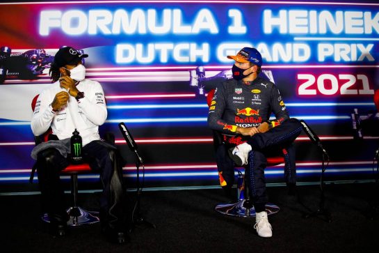 (L to R): Lewis Hamilton (GBR) Mercedes AMG F1 and Max Verstappen (NLD) Red Bull Racing in the post qualifying FIA Press Conference.
04.09.2021. Formula 1 World Championship, Rd 13, Dutch Grand Prix, Zandvoort, Netherlands, Qualifying Day.
- www.xpbimages.com, EMail: requests@xpbimages.com © Copyright: FIA Pool Image for Editorial Use Only