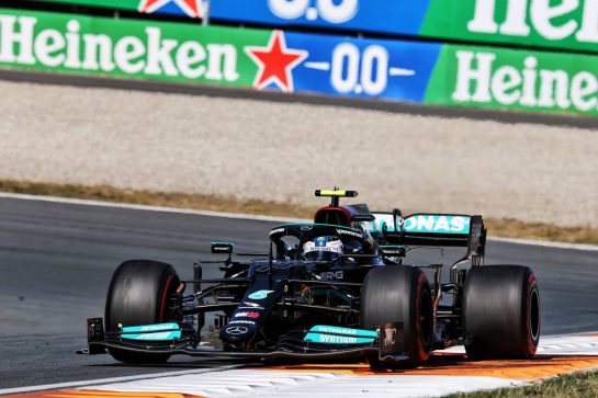 Valtteri Bottas (FIN) Mercedes AMG F1 W12.
05.09.2021. Formula 1 World Championship, Rd 13, Dutch Grand Prix, Zandvoort, Netherlands, Race Day.
- www.xpbimages.com, EMail: requests@xpbimages.com © Copyright: Batchelor / XPB Images