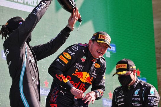 The podium (L to R): Lewis Hamilton (GBR) Mercedes AMG F1, second; Max Verstappen (NLD) Red Bull Racing, race winner; Valtteri Bottas (FIN) Mercedes AMG F1, third.
05.09.2021. Formula 1 World Championship, Rd 13, Dutch Grand Prix, Zandvoort, Netherlands, Race Day.
- www.xpbimages.com, EMail: requests@xpbimages.com © Copyright: Moy / XPB Images