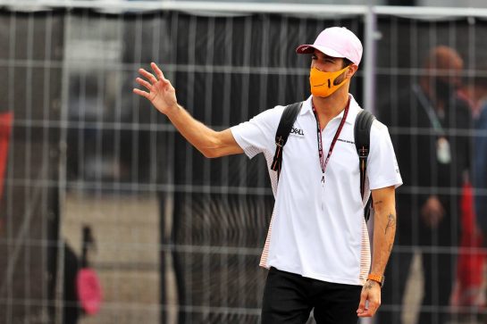 Daniel Ricciardo (AUS) McLaren.
10.09.2021. Formula 1 World Championship, Rd 14, Italian Grand Prix, Monza, Italy, Qualifying Day.
- www.xpbimages.com, EMail: requests@xpbimages.com © Copyright: Moy / XPB Images