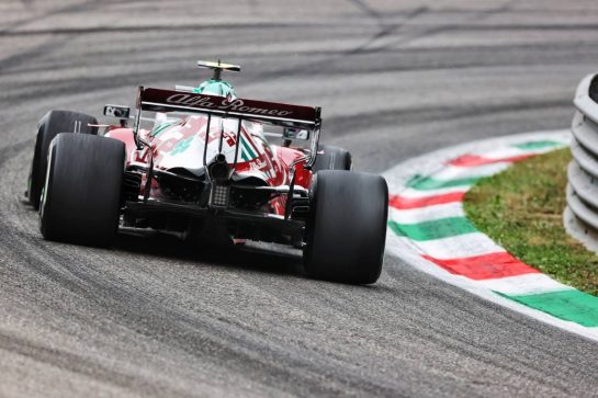 Antonio Giovinazzi (ITA) Alfa Romeo Racing C41.
10.09.2021. Formula 1 World Championship, Rd 14, Italian Grand Prix, Monza, Italy, Qualifying Day.
- www.xpbimages.com, EMail: requests@xpbimages.com © Copyright: Charniaux / XPB Images