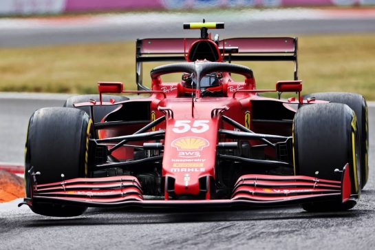 Carlos Sainz Jr (ESP) Ferrari SF-21.
10.09.2021. Formula 1 World Championship, Rd 14, Italian Grand Prix, Monza, Italy, Qualifying Day.
- www.xpbimages.com, EMail: requests@xpbimages.com © Copyright: Charniaux / XPB Images