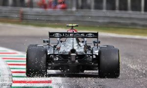 Mercedes ponders taking tactical grid penalty at Monza