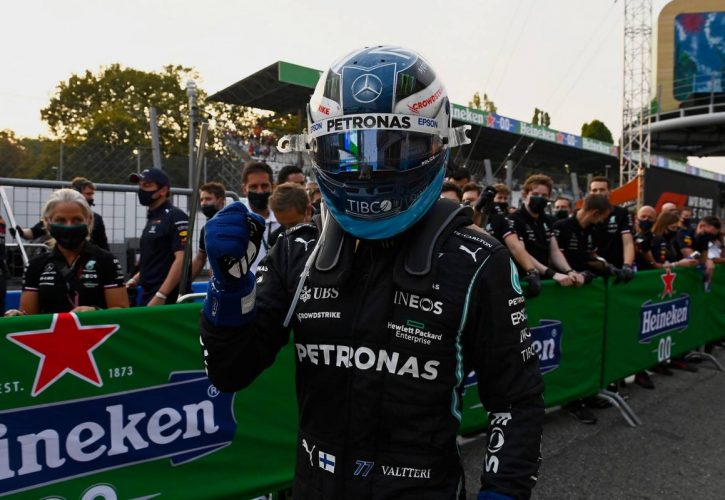 Valtteri Bottas (FIN) Mercedes AMG F1 celebrates being fastest in qualifying parc ferme. 10.09.2021. Formula 1 World Championship, Rd 14, Italian Grand Prix, Monza