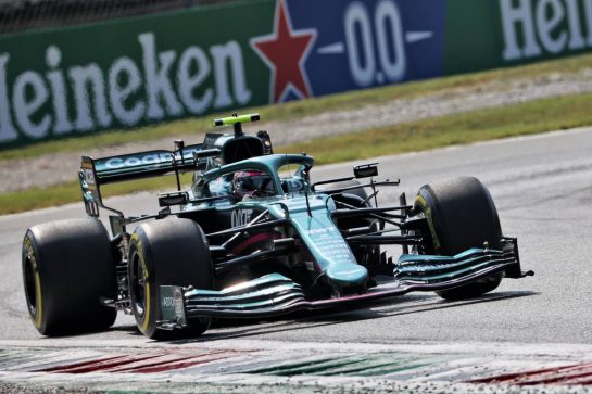 Sebastian Vettel (GER) Aston Martin F1 Team AMR21.
11.09.2021. Formula 1 World Championship, Rd 14, Italian Grand Prix, Monza, Italy, Sprint Day.
- www.xpbimages.com, EMail: requests@xpbimages.com © Copyright: Batchelor / XPB Images