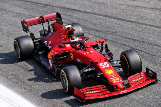 Carlos Sainz Jr (ESP) Ferrari SF-21.
11.09.2021. Formula 1 World Championship, Rd 14, Italian Grand Prix, Monza, Italy, Sprint Day.
- www.xpbimages.com, EMail: requests@xpbimages.com © Copyright: Charniaux / XPB Images