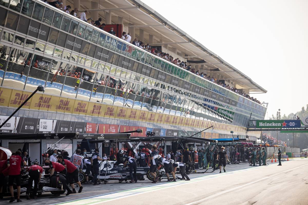 Pierre Gasly (FRA) AlphaTauri AT02 in the pits. 11.09.2021. Formula 1 World Championship, Rd 14, Italian Grand Prix, Monza
