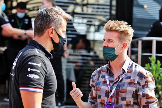 (L to R): Marcin Budkowski (POL) Alpine F1 Team Executive Director with Nico Hulkenberg (GER) Aston Martin F1 Team Reserve Driver.
12.09.2021. Formula 1 World Championship, Rd 14, Italian Grand Prix, Monza, Italy, Race Day.
- www.xpbimages.com, EMail: requests@xpbimages.com © Copyright: Moy / XPB Images