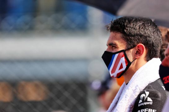 Esteban Ocon (FRA) Alpine F1 Team on the grid.
12.09.2021. Formula 1 World Championship, Rd 14, Italian Grand Prix, Monza, Italy, Race Day.
- www.xpbimages.com, EMail: requests@xpbimages.com © Copyright: Charniaux / XPB Images
