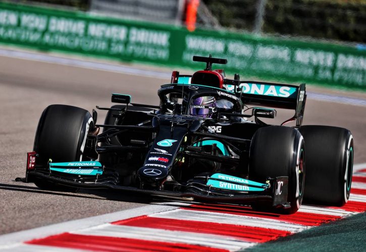 Hamilton: Mercedes F1 team now in building process