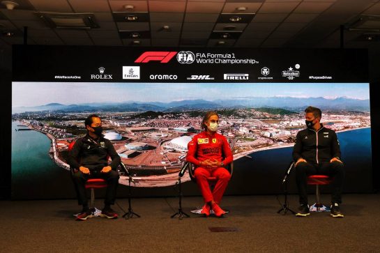 (L to R): Toyoharu Tanabe (JPN) Honda Racing F1 Technical Director; Laurent Mekies (FRA) Ferrari Sporting Director; Marcin Budkowski (POL) Alpine F1 Team Executive Director, in the FIA Press Conference.
24.09.2021. Formula 1 World Championship, Rd 15, Russian Grand Prix, Sochi Autodrom, Sochi, Russia, Practice Day.
- www.xpbimages.com, EMail: requests@xpbimages.com © Copyright: Moy / XPB Images