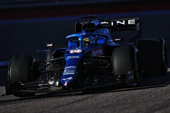 Fernando Alonso (ESP) Alpine F1 Team A521.
24.09.2021. Formula 1 World Championship, Rd 15, Russian Grand Prix, Sochi Autodrom, Sochi, Russia, Practice Day.
- www.xpbimages.com, EMail: requests@xpbimages.com © Copyright: Moy / XPB Images
