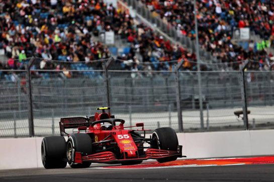 Carlos Sainz Jr (ESP) Ferrari SF-21.
26.09.2021. Formula 1 World Championship, Rd 15, Russian Grand Prix, Sochi Autodrom, Sochi, Russia, Race Day.
- www.xpbimages.com, EMail: requests@xpbimages.com © Copyright: Batchelor / XPB Images