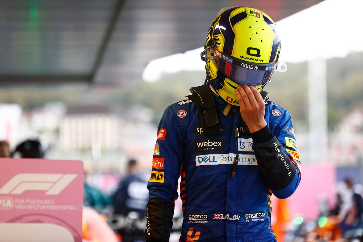 Lando Norris (GBR) McLaren in parc ferme. 26.09.2021. Formula 1 World Championship, Rd 15, Russian Grand Prix, Sochi Autodrom, Sochi