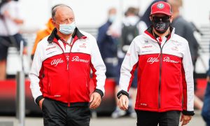Vasseur keen on keeping Raikkonen involved with Alfa F1 team