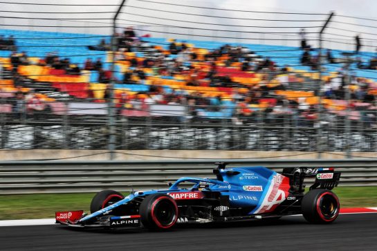 Fernando Alonso (ESP) Alpine F1 Team A521.
08.10.2021 Formula 1 World Championship, Rd 16, Turkish Grand Prix, Istanbul, Turkey, Practice Day.
- www.xpbimages.com, EMail: requests@xpbimages.com © Copyright: Batchelor / XPB Images