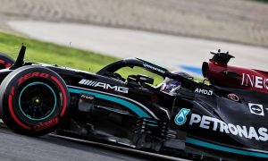 Hamilton still aiming for pole despite grid penalty