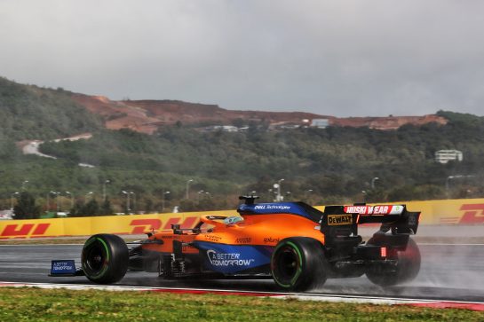 Daniel Ricciardo (AUS) McLaren MCL35M.
09.10.2021. Formula 1 World Championship, Rd 16, Turkish Grand Prix, Istanbul, Turkey, Qualifying Day.
- www.xpbimages.com, EMail: requests@xpbimages.com © Copyright: Batchelor / XPB Images
