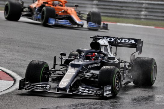 Yuki Tsunoda (JPN) AlphaTauri AT02.
09.10.2021. Formula 1 World Championship, Rd 16, Turkish Grand Prix, Istanbul, Turkey, Qualifying Day.
- www.xpbimages.com, EMail: requests@xpbimages.com © Copyright: Batchelor / XPB Images