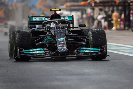 Valtteri Bottas (FIN) Mercedes AMG F1 W12.
09.10.2021. Formula 1 World Championship, Rd 16, Turkish Grand Prix, Istanbul, Turkey, Qualifying Day.
- www.xpbimages.com, EMail: requests@xpbimages.com © Copyright: Bearne / XPB Images