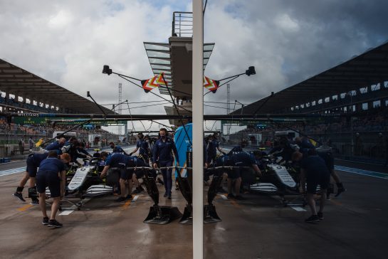 Nicholas Latifi (CDN) Williams Racing FW43B.
09.10.2021. Formula 1 World Championship, Rd 16, Turkish Grand Prix, Istanbul, Turkey, Qualifying Day.
- www.xpbimages.com, EMail: requests@xpbimages.com © Copyright: Bearne / XPB Images