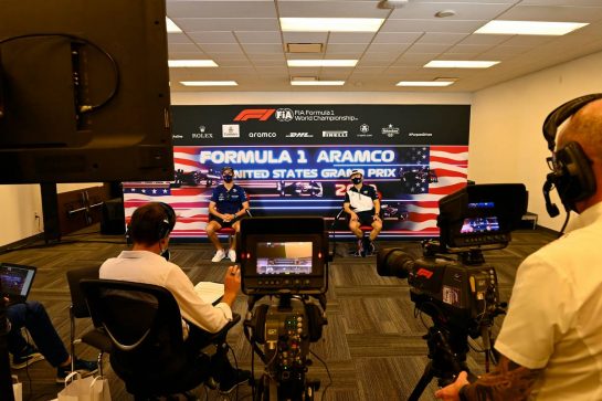 (L to R): Nicholas Latifi (CDN) Williams Racing and Yuki Tsunoda (JPN) AlphaTauri in the FIA Press Conference.
21.10.2021. Formula 1 World Championship, Rd 17, United States Grand Prix, Austin, Texas, USA, Preparation Day.
- www.xpbimages.com, EMail: requests@xpbimages.com © Copyright: FIA Pool Image for Editorial Use Only