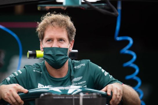 Sebastian Vettel (GER) Aston Martin F1 Team AMR21.
21.10.2021. Formula 1 World Championship, Rd 17, United States Grand Prix, Austin, Texas, USA, Preparation Day.
- www.xpbimages.com, EMail: requests@xpbimages.com © Copyright: Price / XPB Images