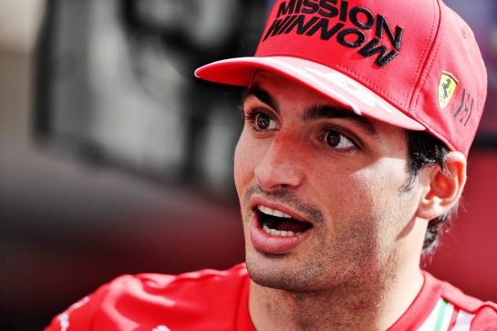 Carlos Sainz Jr (ESP) Ferrari.
23.10.2021. Formula 1 World Championship, Rd 17, United States Grand Prix, Austin, Texas, USA, Qualifying Day.
- www.xpbimages.com, EMail: requests@xpbimages.com © Copyright: Batchelor / XPB Images