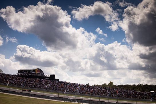 Carlos Sainz Jr (ESP) Ferrari SF-21.
23.10.2021. Formula 1 World Championship, Rd 17, United States Grand Prix, Austin, Texas, USA, Qualifying Day.
- www.xpbimages.com, EMail: requests@xpbimages.com © Copyright: Bearne / XPB Images